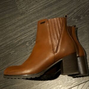 Geox Water-resistant Ankle Boots